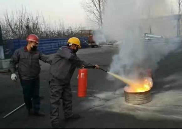 2021年1月31日 我司生產(chǎn)部組織安全生產(chǎn)應(yīng)急演練